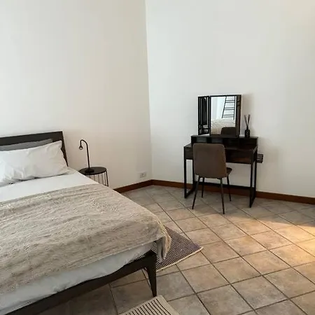 Apartment Maddy's House Mandello del Lario